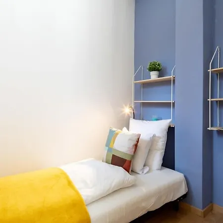 - Fresh With Balcony Apartment *